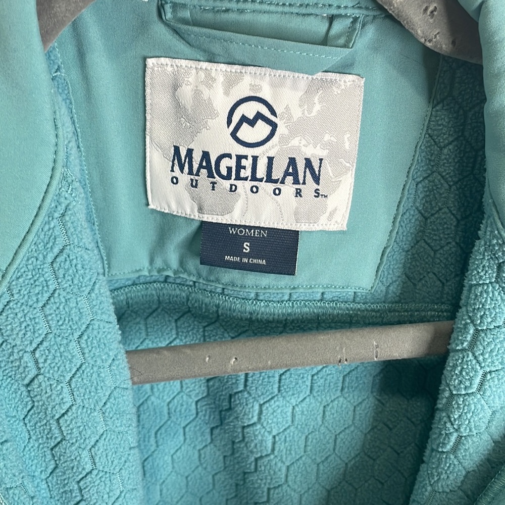 Women’s Magellan Jacket Small - image 3